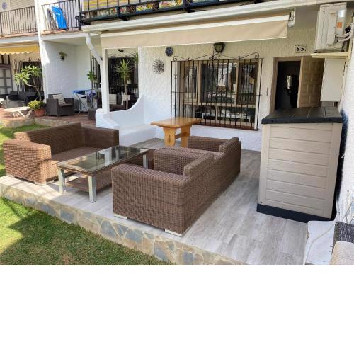 Super Holiday Las Buganvillas garden and sea views
