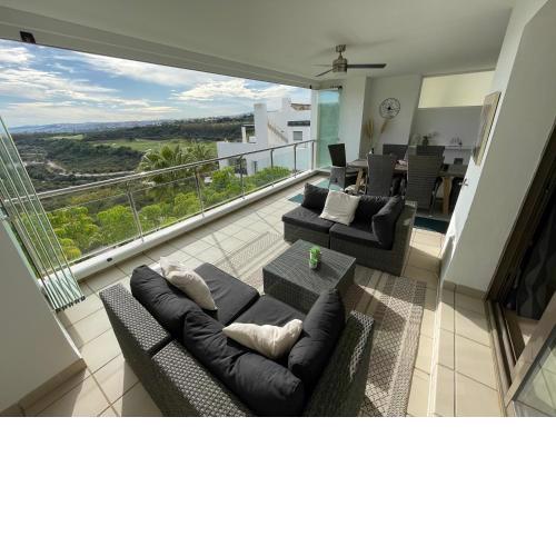Superior apartment for golf, sea and nature lovers