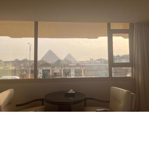 Superior Pyramids Inn