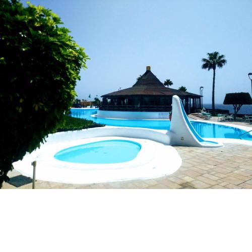 Sur Costa del Silencio Heated pool