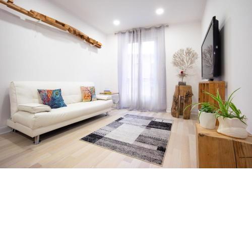 Sustraia - Local Rentss