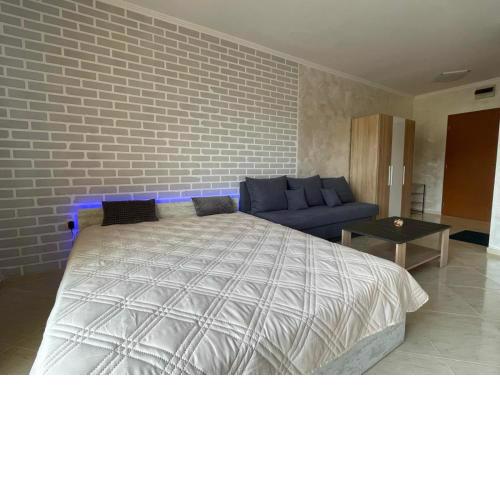 Sveti Vlas ~ Modern Studio with Pool & Balcony