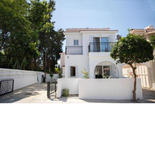 Taheli Riverside Townhouse in Tourist Area
