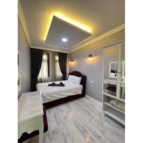 TAKSİM CMLM Suit