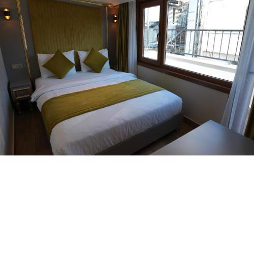 Taksim La Marino Hotel