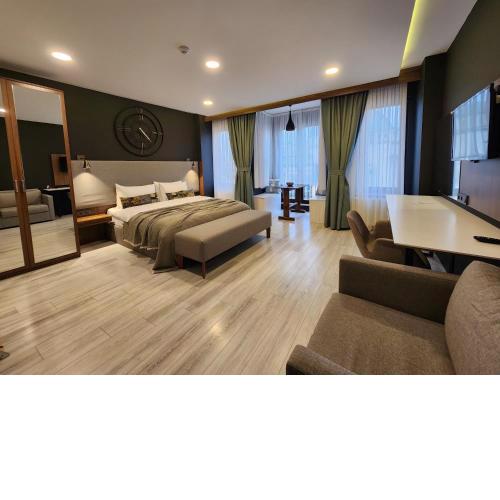 Taksim Landhouse