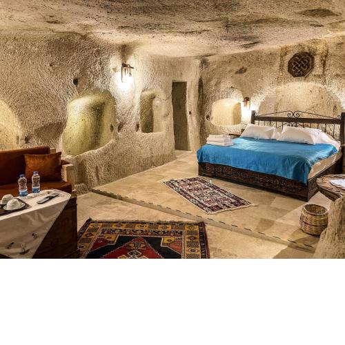 Takunya Cave Hotel