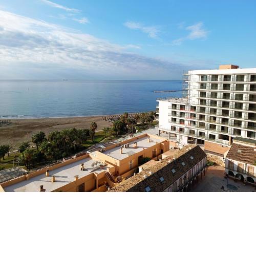 TAM9 - Nuevo, Wifi, Vistas al mar, 1 linea de Playa, Puerto Deportivo Puerto Marina, Benalmádena