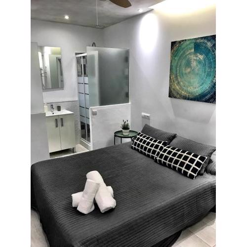 Tarifa Bed and Center