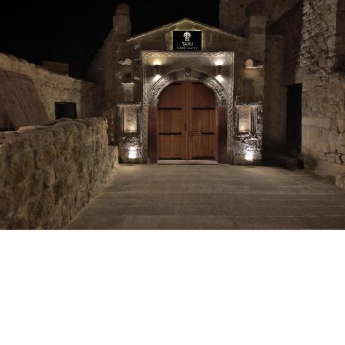 Taru Cave Suites