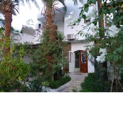 Teba House