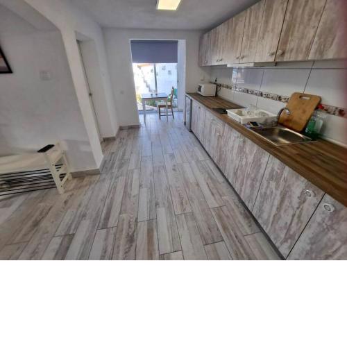 Tenerife Apartment Dulcynea with terrace and garden 600m2 with ocean and Teide view