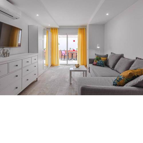 Tenerife Royal Gardens One Bedroom Apartment