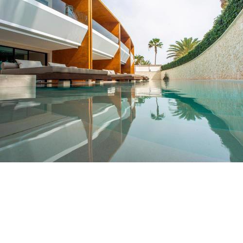 TenSuites - Adults Only