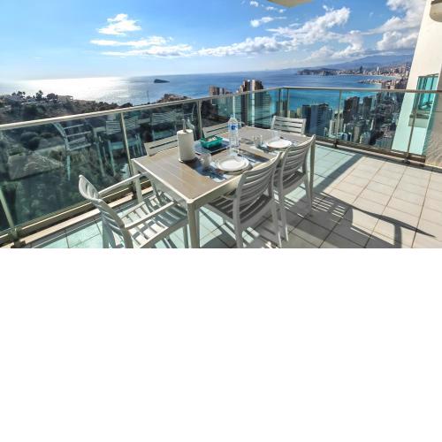 Terraza privada con vistas al mar - planta 31