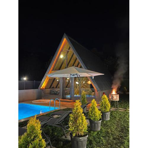 Thales Bungalov