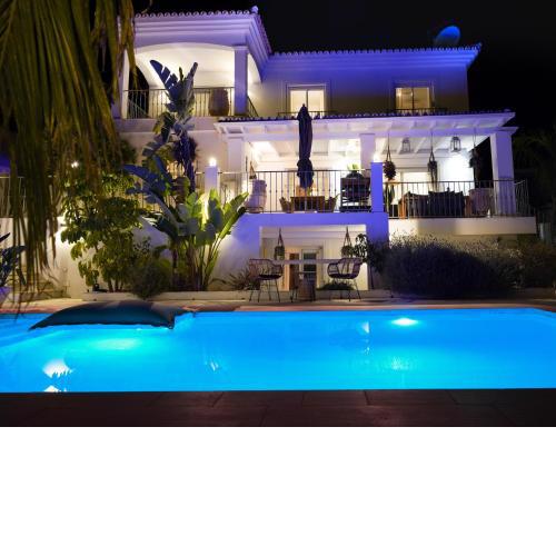 Thani Holidays