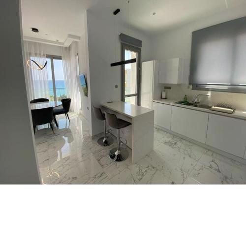 The Address -Beachfront 2 Bedroom Residence