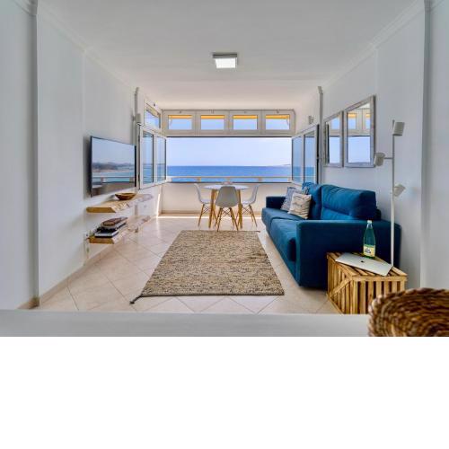 The Cruise Ship Cabin