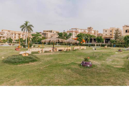 The Garden Suites near CFC by ELEGANT