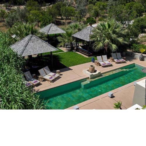 The Giri Residence