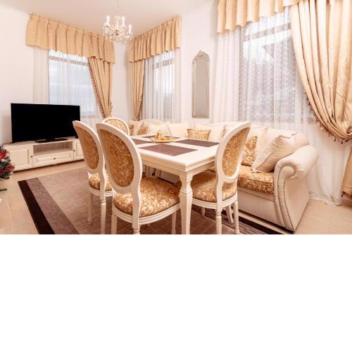 The Golden Nest - luxury apartment