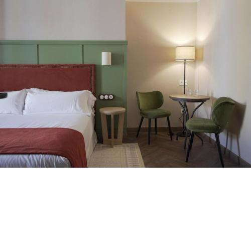 The Honest Hotel & Apartments