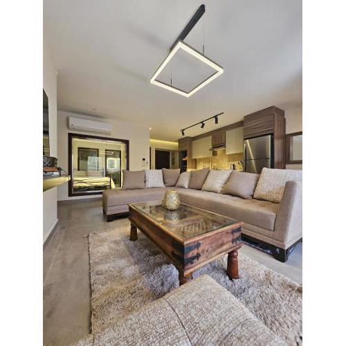The Luxe Retreat and Uniqueness