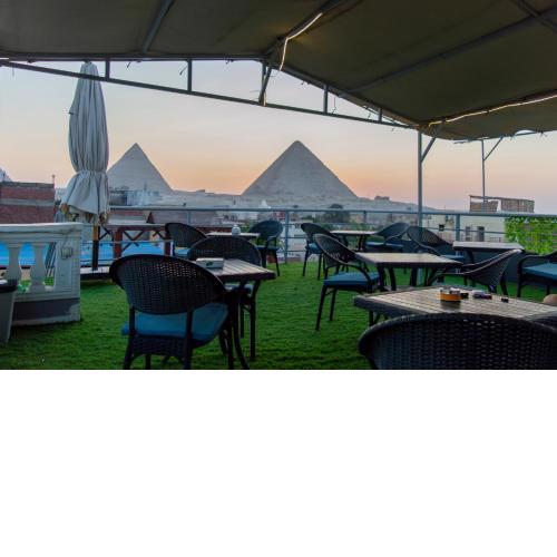 The Pyramids Gate Inn