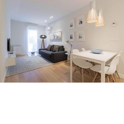 The Rentals Collection | Viena