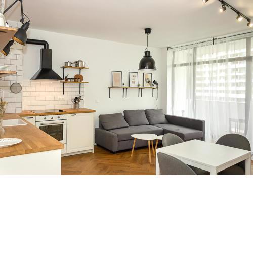 The Residential 1-BD Apartment with an Outdoor Thermal Pool