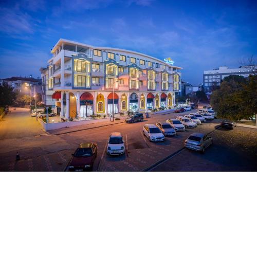 The Sansa Hotel & Spa