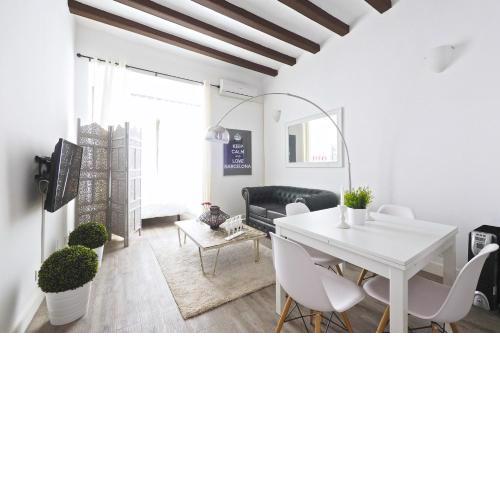 The White Flats Sant Antoni