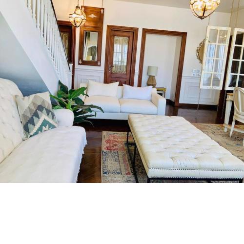 The White Pent !