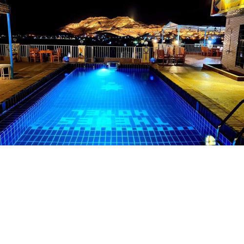 Thebes Hotel