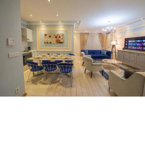 Three bedroom Duplex apartment with large terrace