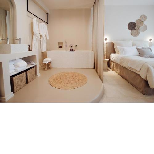 Thymises Boutique Hotel