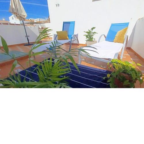 Tipica Casa En Frigiliana con patio y terraza