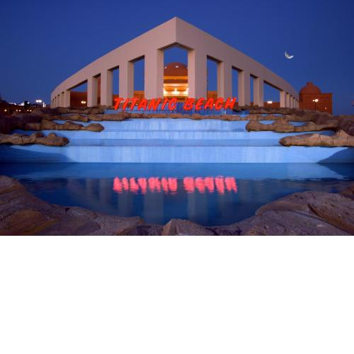 Titanic Beach - Families and Couples only