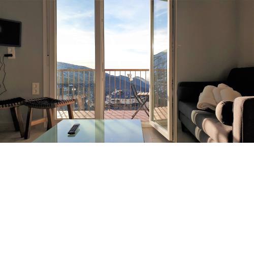 TODOSIERRANEVADA ZONA BAJA - EDIFICIO ATLAS - VISTAS A LA MONTANA - Junto a los Telecabinas