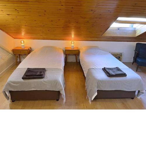 Top Center Apartment