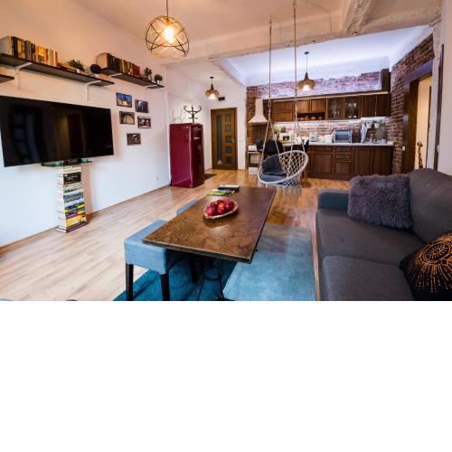 Top Center Relax, NDK & Vitosha str, FREE Secured parking