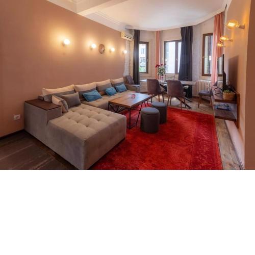 Top Center Relax, NDK & Vitoshka str, FREE Secured parking