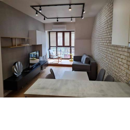 Top-central Air Sea Home
