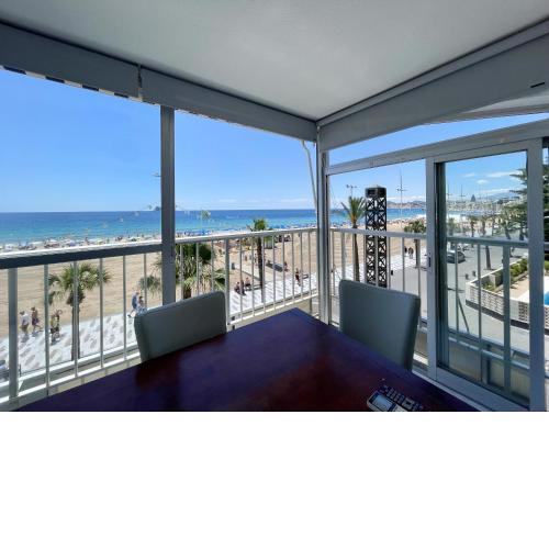 Tor Maraya Seafront Levante Views