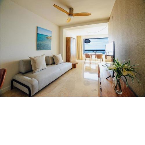 Torre Levante - 7º by Inmobiliaria Milonas