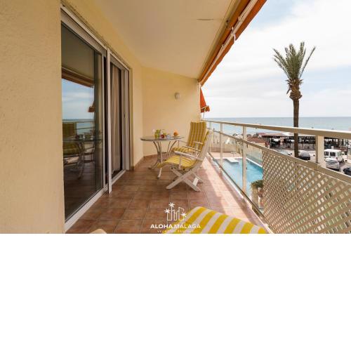 TORREMOLINOS BEACHFRONT 202 by AlohaMalaga