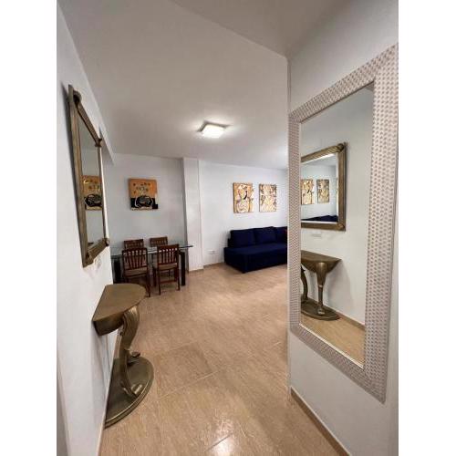 TORREMOLINOS CENTRO - Beautiful , newly renovated 2 bedroom apartment