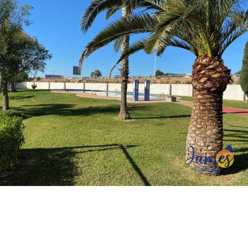 Torrevieja 2nd Floor Apt with Comm Pool TV7