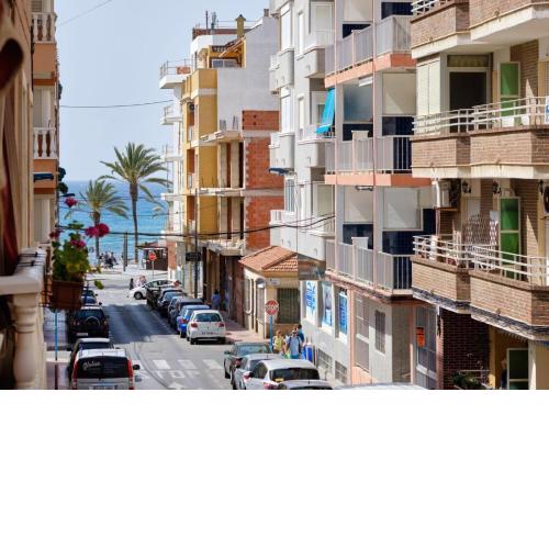 Torrevieja Playa del Cura - 140 m to the beach.
